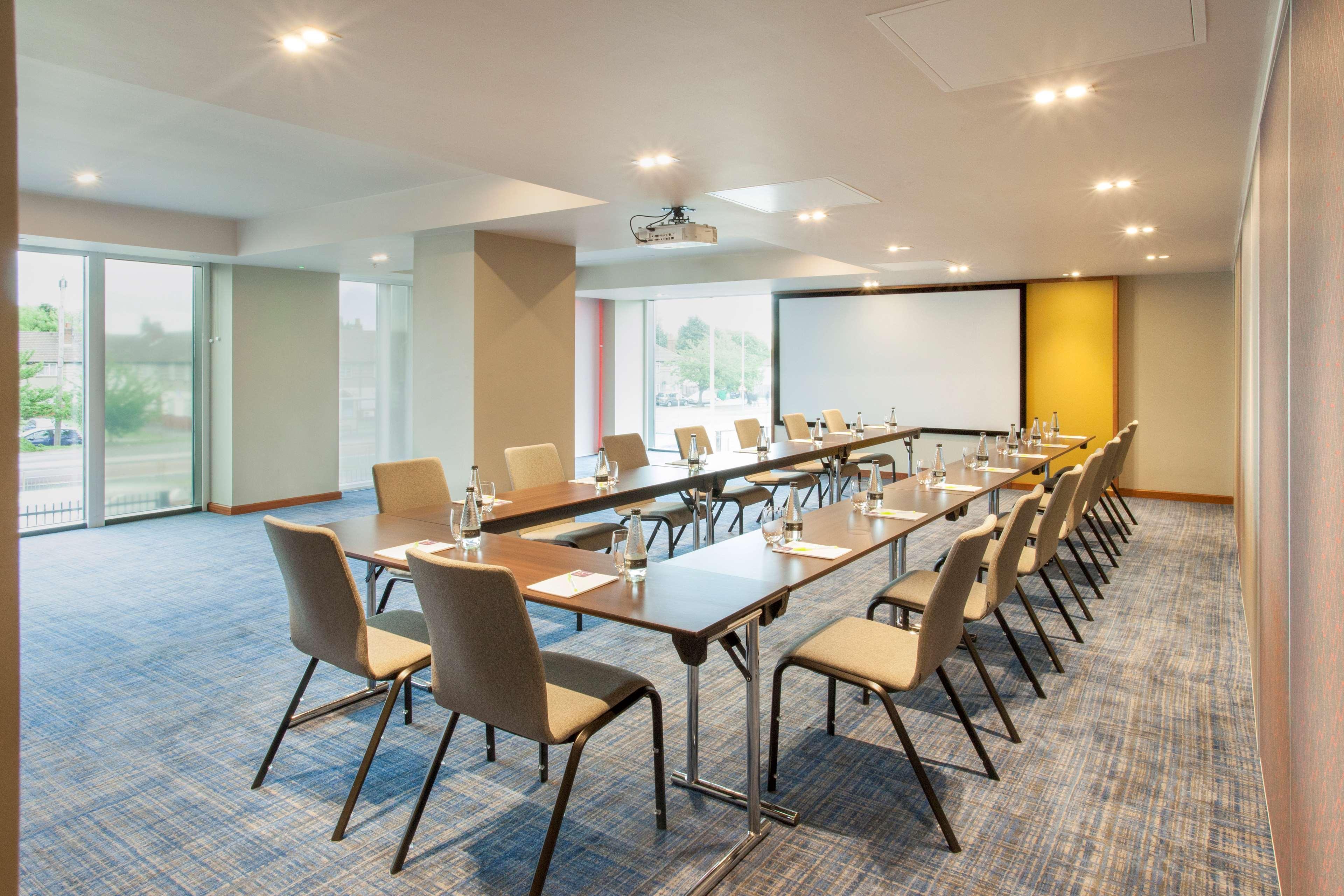 Hyatt Place West London Hayes Hillingdon Exterior foto