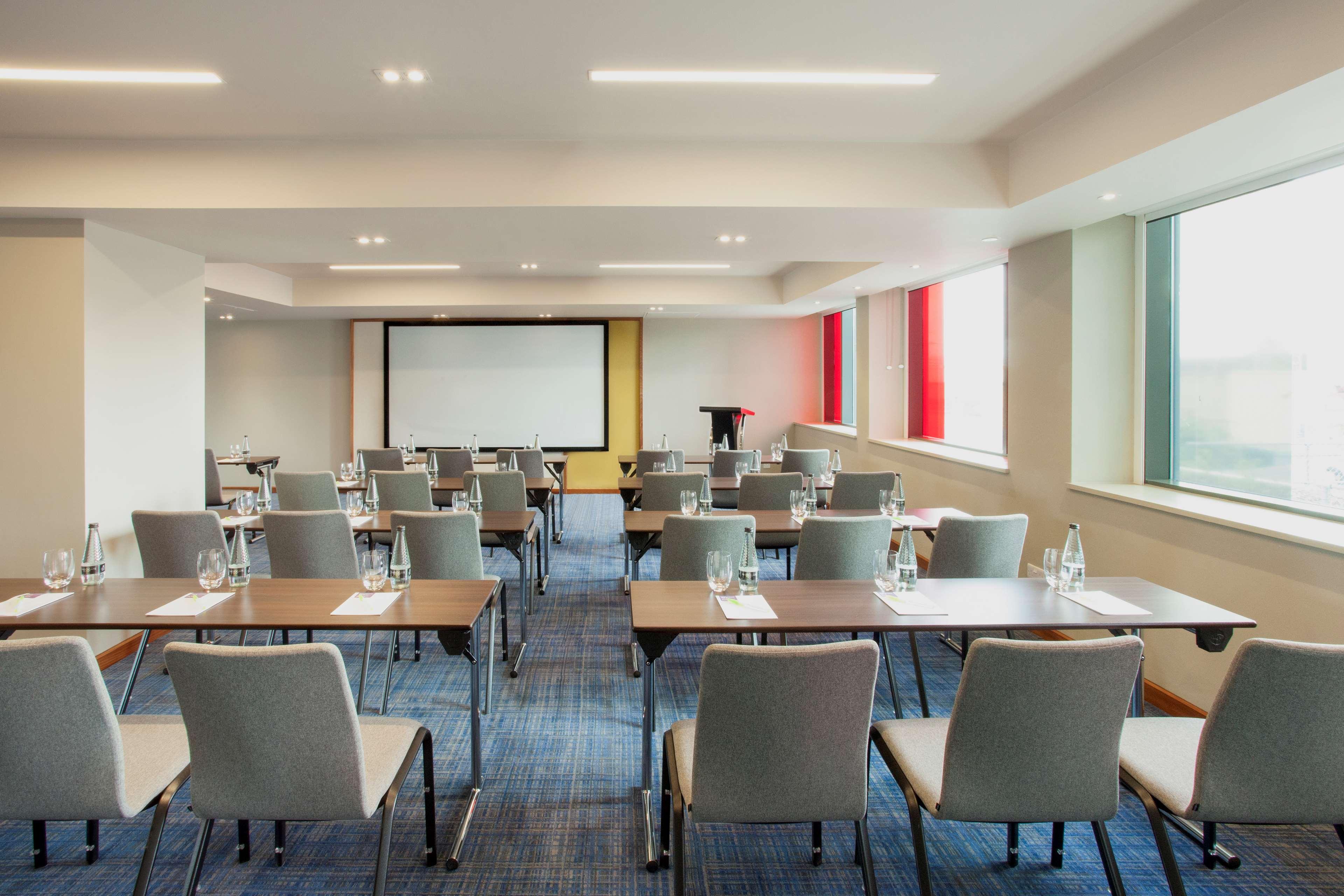 Hyatt Place West London Hayes Hillingdon Exterior foto